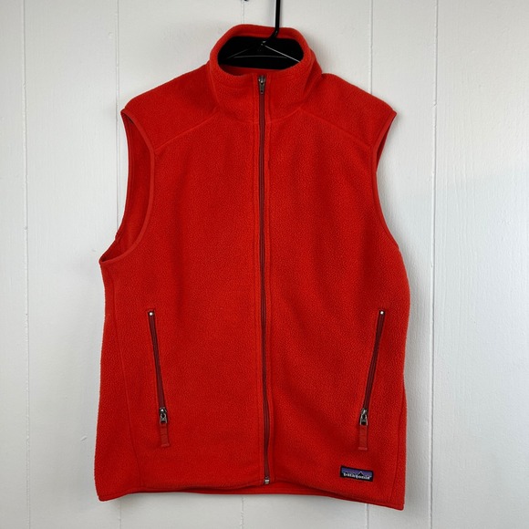 Patagonia Synchilla Fleece Vest Mens M Red Full Zip Sleeveless Outdoor - Picture 1 of 6